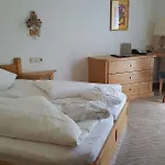Neuhaus Hotel 4*