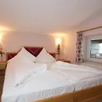 Hotel Neuhaus Saalbach-Hinterglemm