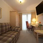 Neuhaus Hotel 4*