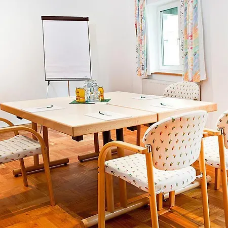 Neuhaus Hotel 4*