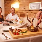 Neuhaus Hotell 4*