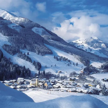 Neuhaus 4* Saalbach-Hinterglemm