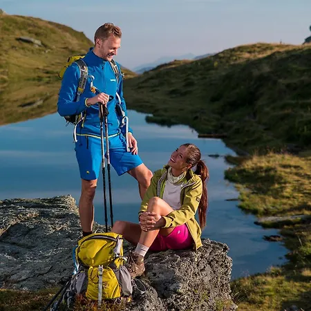 Neuhaus 4* ザールバッハ・ヒンターグレム