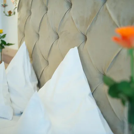 ホテル Neuhaus 4*